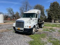 Freightliner CST120