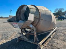 Adams 8 Ton Blender