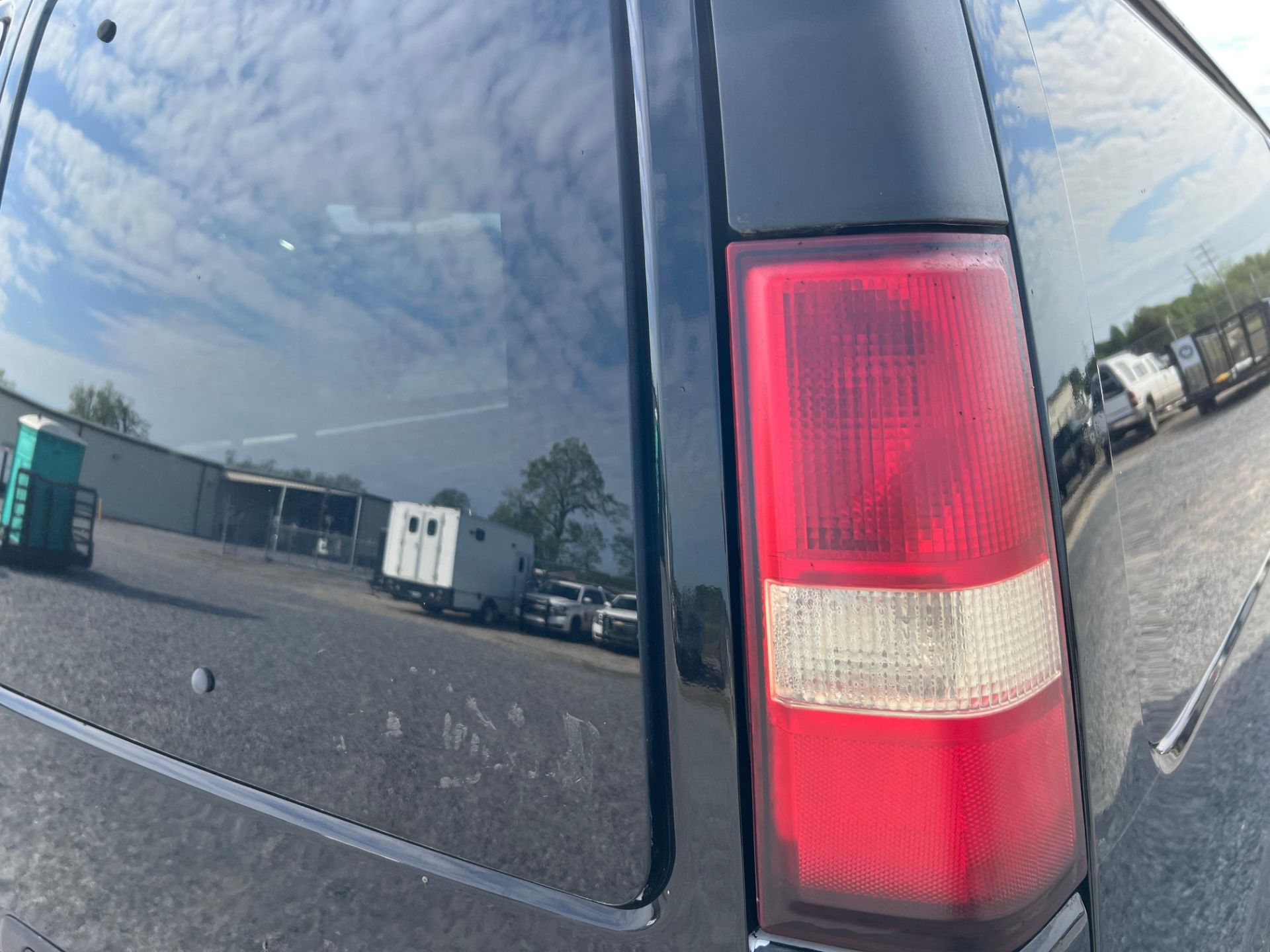 NO RESERVE! Chevrolet Express Van - Image 28 of 67