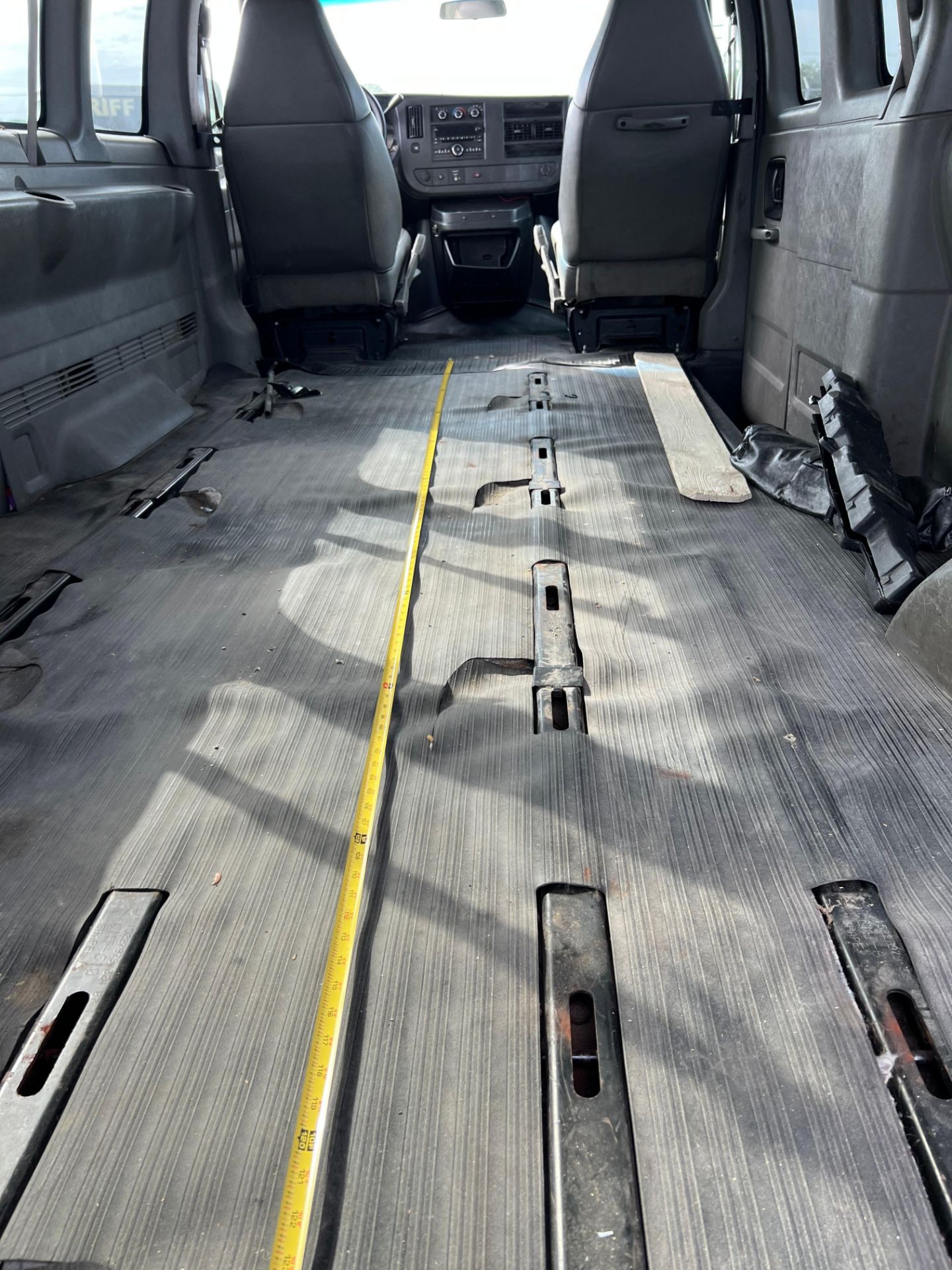 NO RESERVE! Chevrolet Express Van - Image 57 of 67