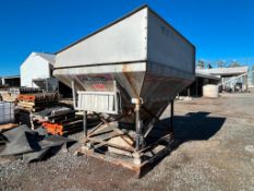 Adams Weight Hopper