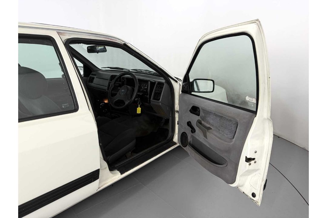 1989 Ford Sierra XR4X4 - Image 17 of 34