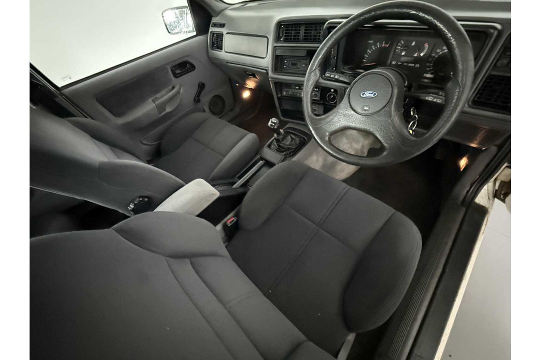 1989 Ford Sierra XR4X4 - Image 19 of 34