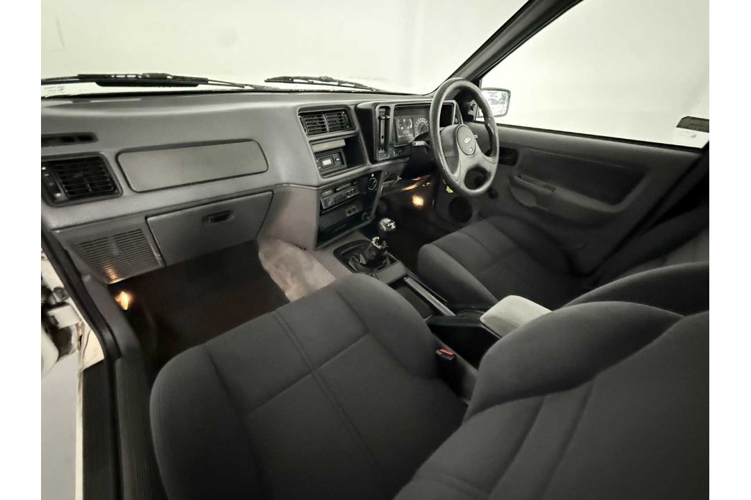 1989 Ford Sierra XR4X4 - Image 28 of 34