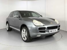 2004 Porsche Cayenne S