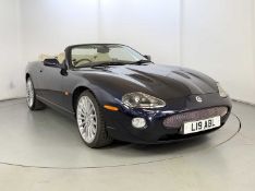 2006 Jaguar XKR White Badge