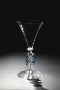 Flügelglas