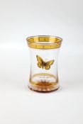 Becher mit Schmetterling