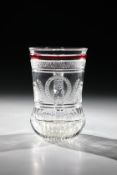 Henkelbecher mit Monogramm