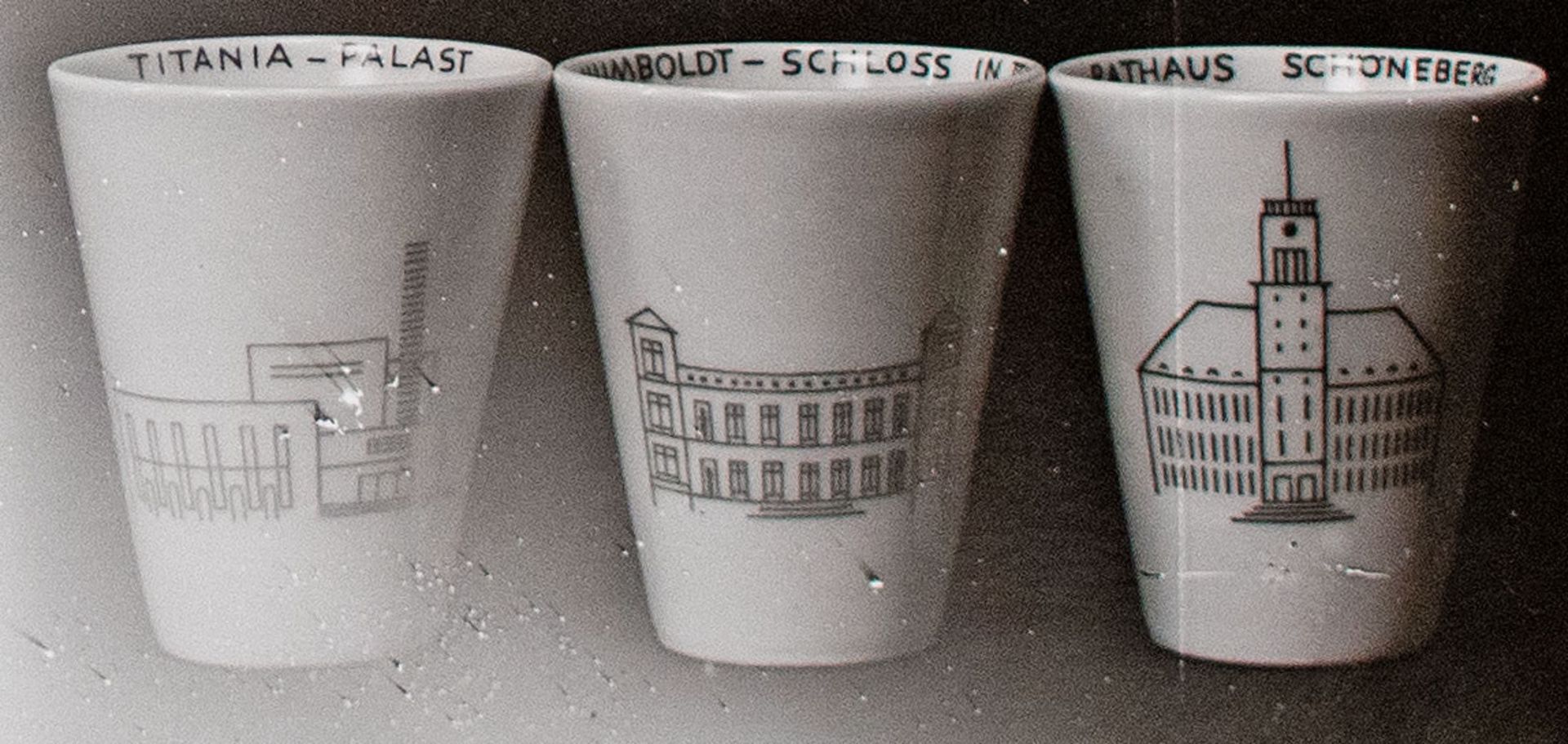 Luise Charlotte Koch | Entwürfe für KPM | versch. Techniken | 1940er bis 1990er Jahre - Bild 3 aus 12