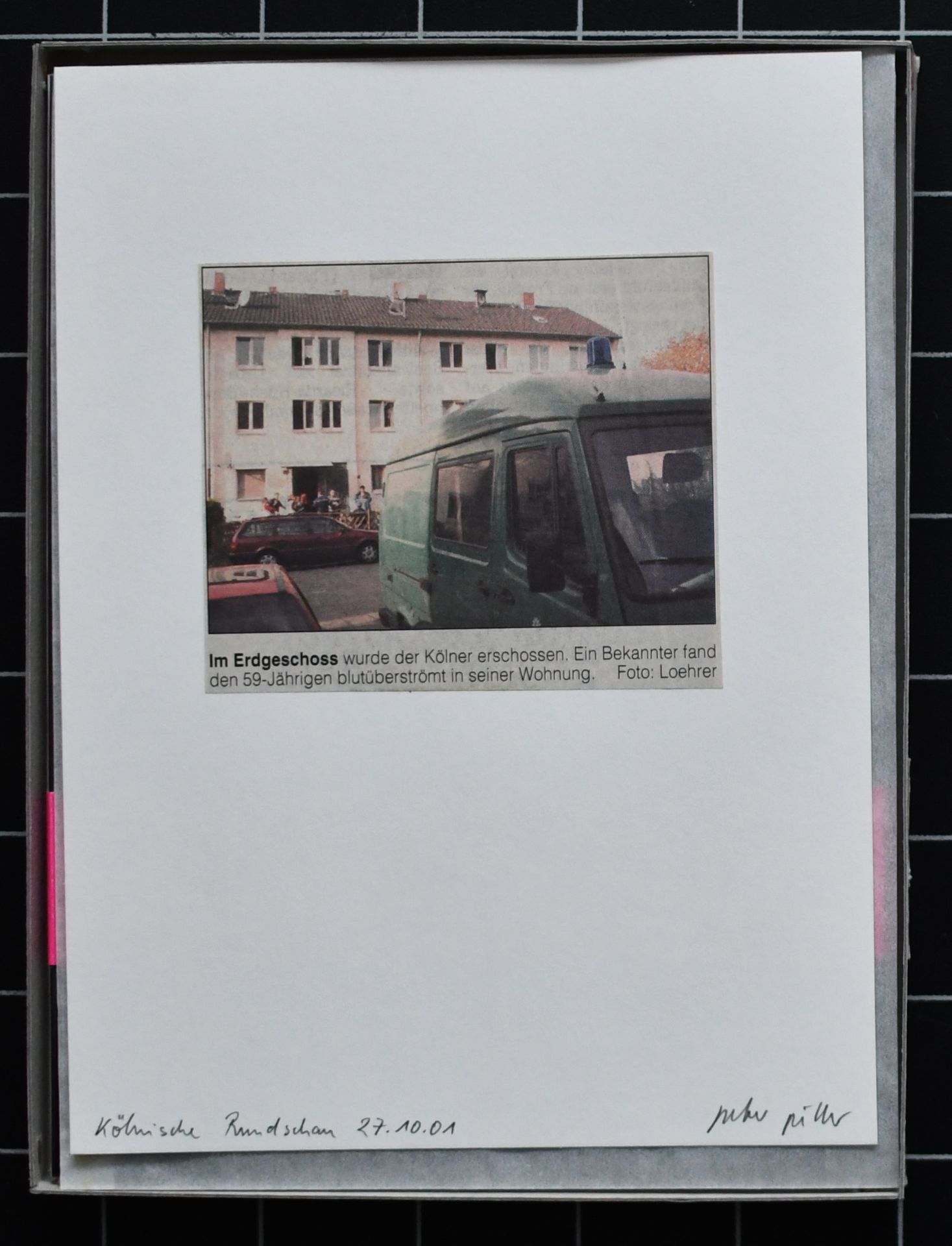 Peter Piller | Archiv Peter Piller Band 1 und 6 | Zeitungsausschnitt und Buch | 2001/2002 - Bild 4 aus 6