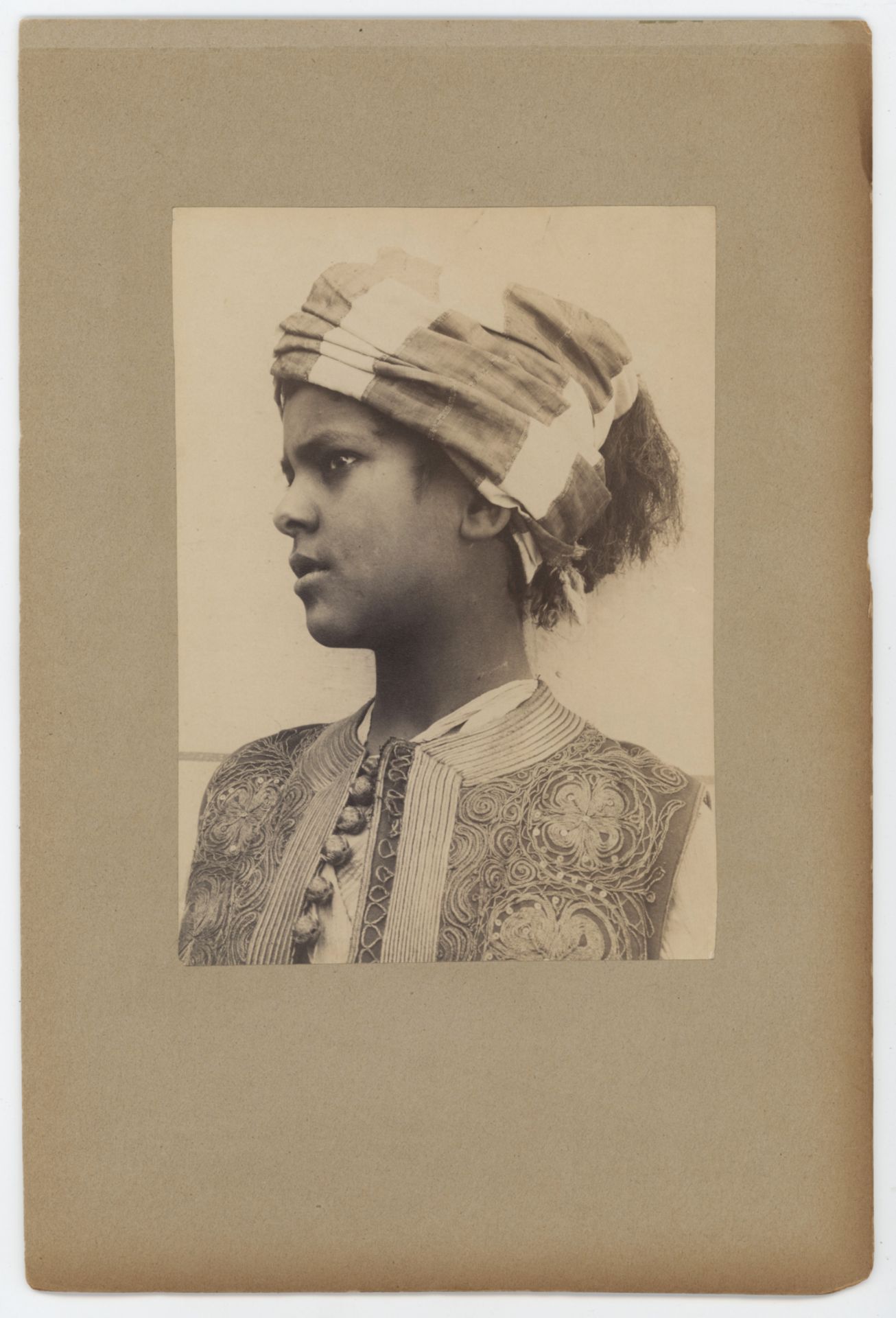 Wilhelm Plüschow | Jungenporträt und Sphinx | Fotografie | Um 1896/1897 - Bild 8 aus 11