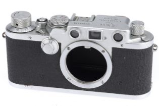A Leica IIIc 35mm Rangefinder Camera Body,