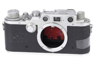 A Leica IIIc 35mm Rangefinder Camera Body,