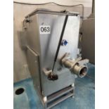 WOLFKING MIXER GRINDER. + MANUAL