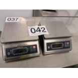 2 X SCALES SUPER SS. + MANUAL