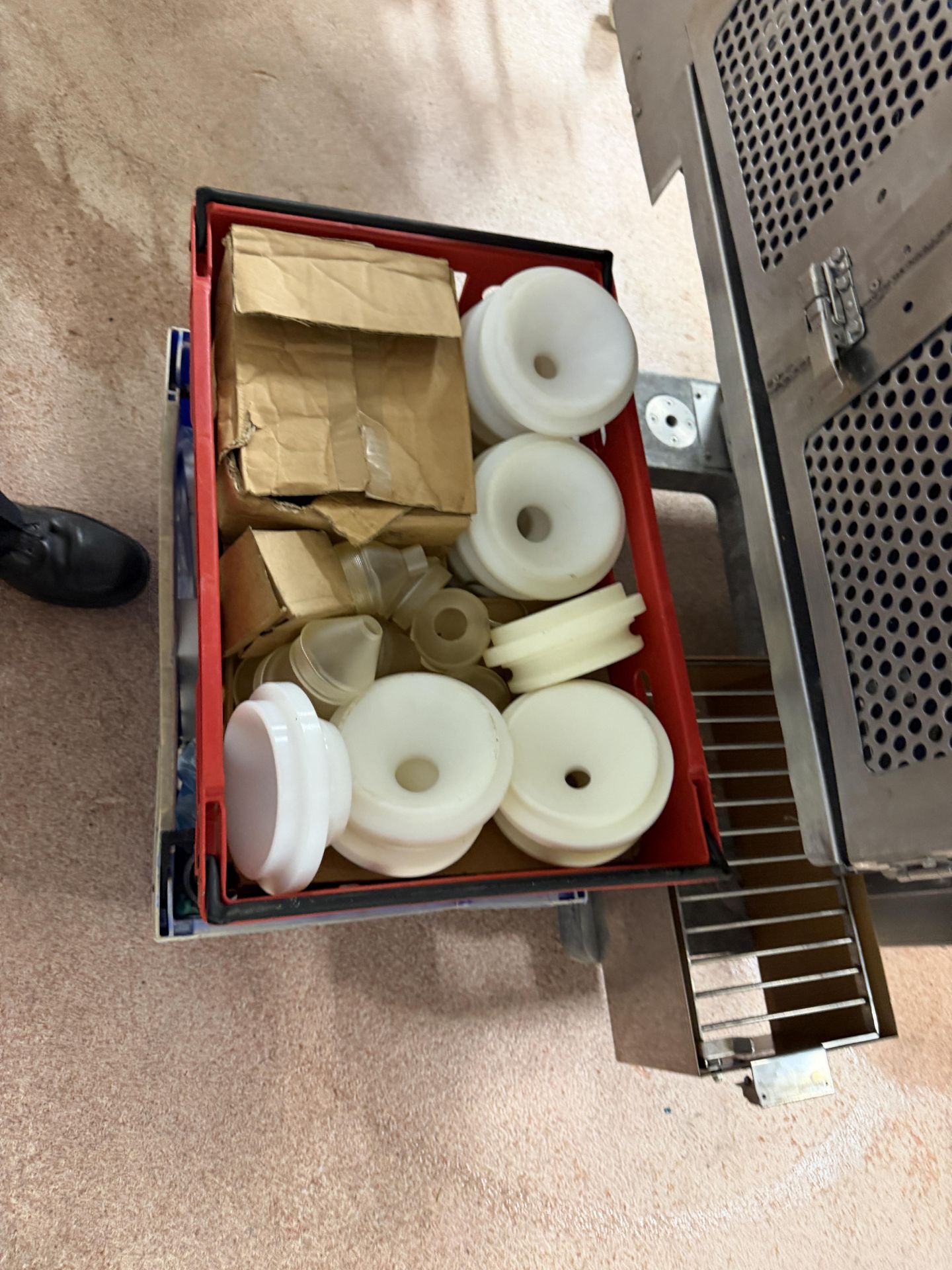 RHEON KN400 ENCRUSTING MACHINE. + SPARES + MANUAL - Image 11 of 19