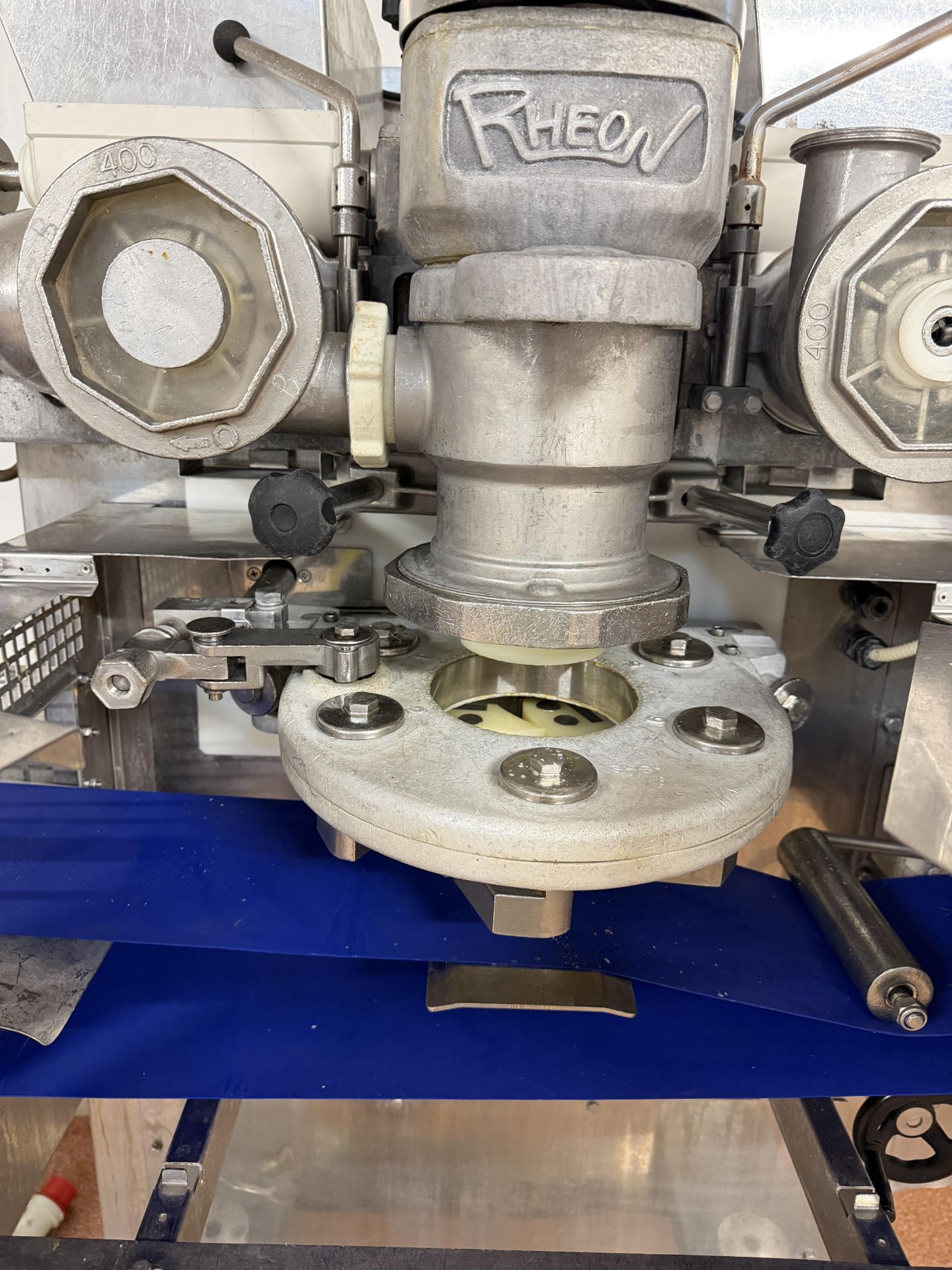 RHEON KN400 ENCRUSTING MACHINE + SPARES + MANUAL - Image 8 of 14