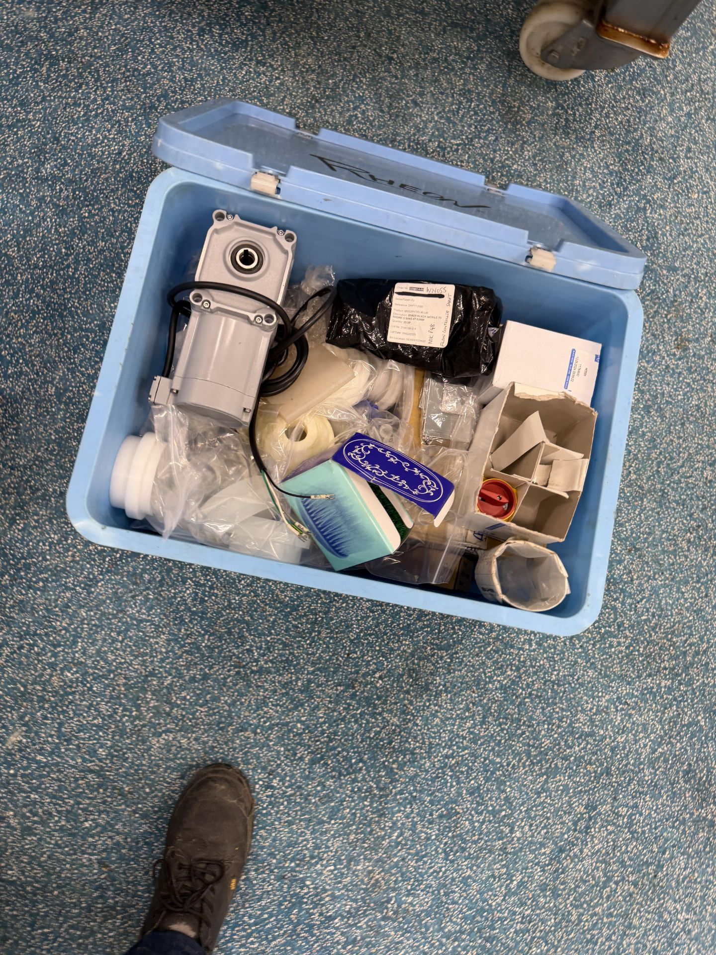 RHEON WN055 ENCRUSTING MACHINE. + SPARES + MANUAL - Image 8 of 10