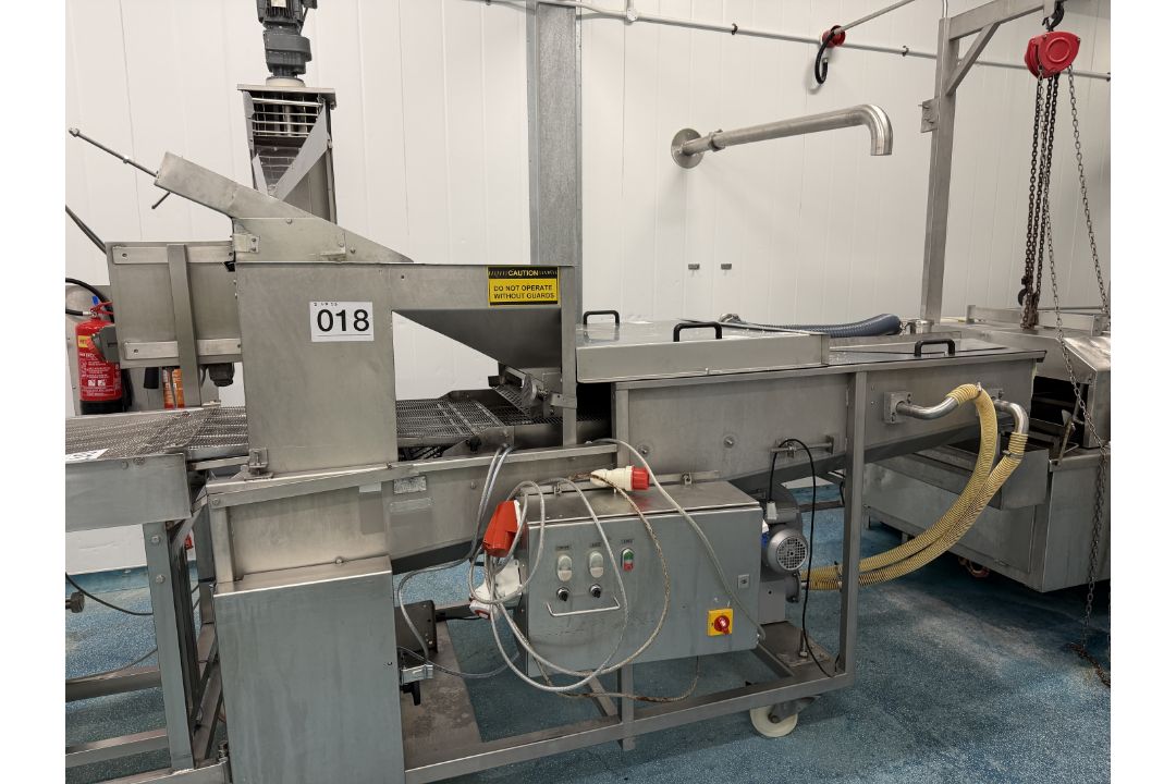 STEIN CRUMBING MACHINE. + SPARES + MANUAL - Image 3 of 3