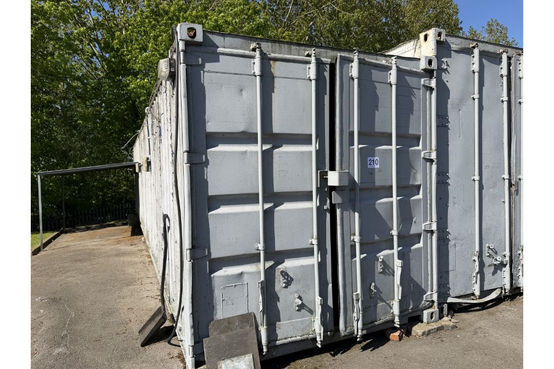 40FT CONTAINER - Image 1 of 7