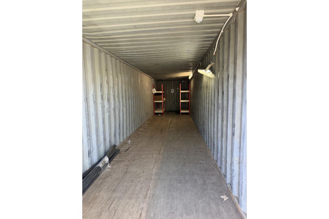 40FT CONTAINER - Image 3 of 7