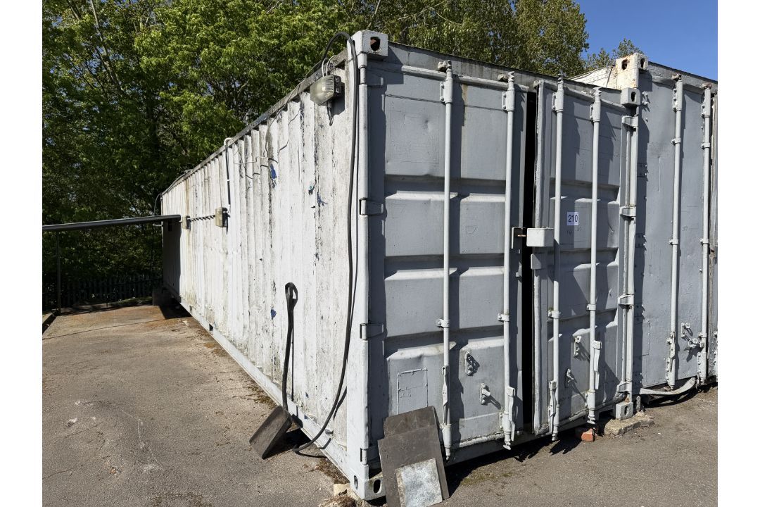 40FT CONTAINER - Image 2 of 7