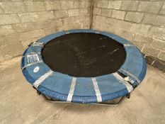 NO VAT Trampoline