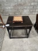 NO VAT Table & Chess set