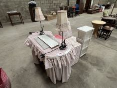 NO VAT Dressing room set