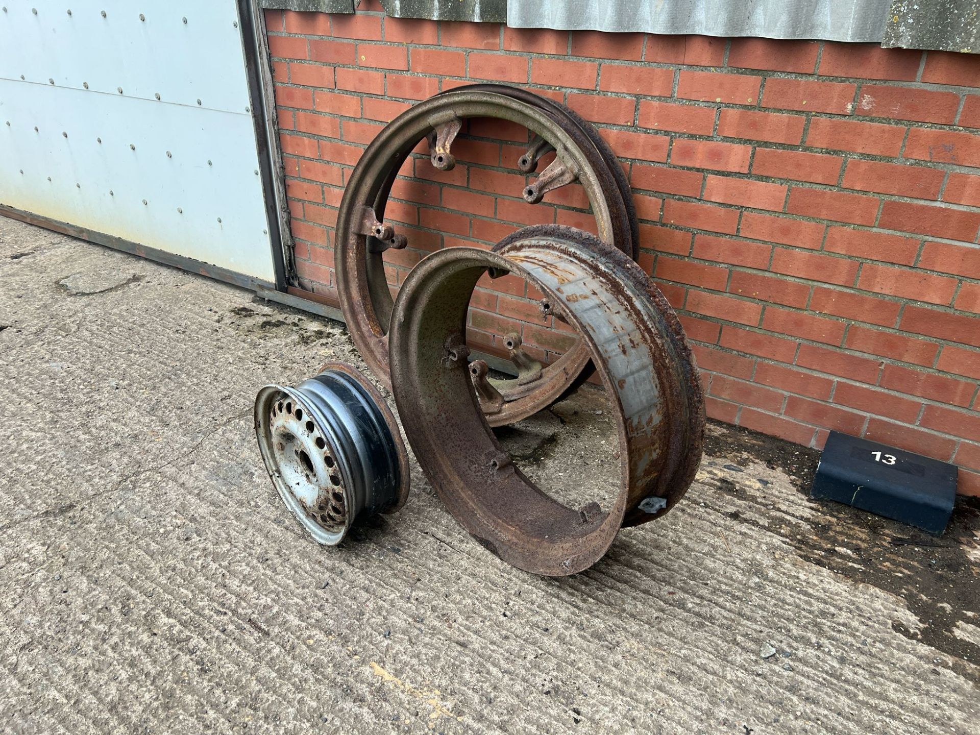 Selection of wheels - Pr of Massey Ferguson row crop rear wheels, single Massey Ferguson front row