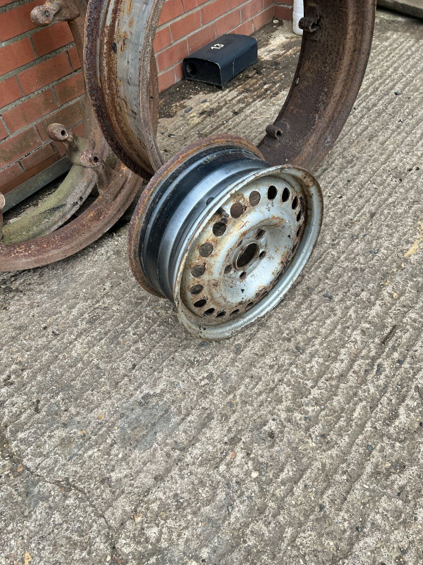 Selection of wheels - Pr of Massey Ferguson row crop rear wheels, single Massey Ferguson front row - Image 2 of 8