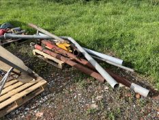 Heap of corn/liquid pipes