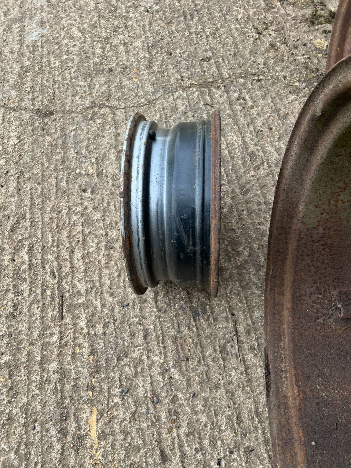 Selection of wheels - Pr of Massey Ferguson row crop rear wheels, single Massey Ferguson front row - Image 7 of 8