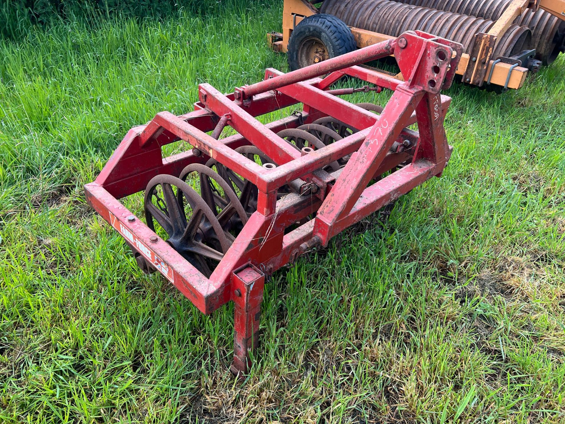 Farm Force 1.5m front mounted cast press model F2150 - Image 7 of 7