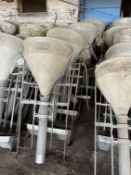 5 Echberg Maximat double sided feeders/drinkers