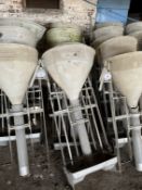 4 Echberg Maximat double sided feeders/drinkers