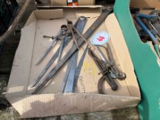 Vintage measures and tools