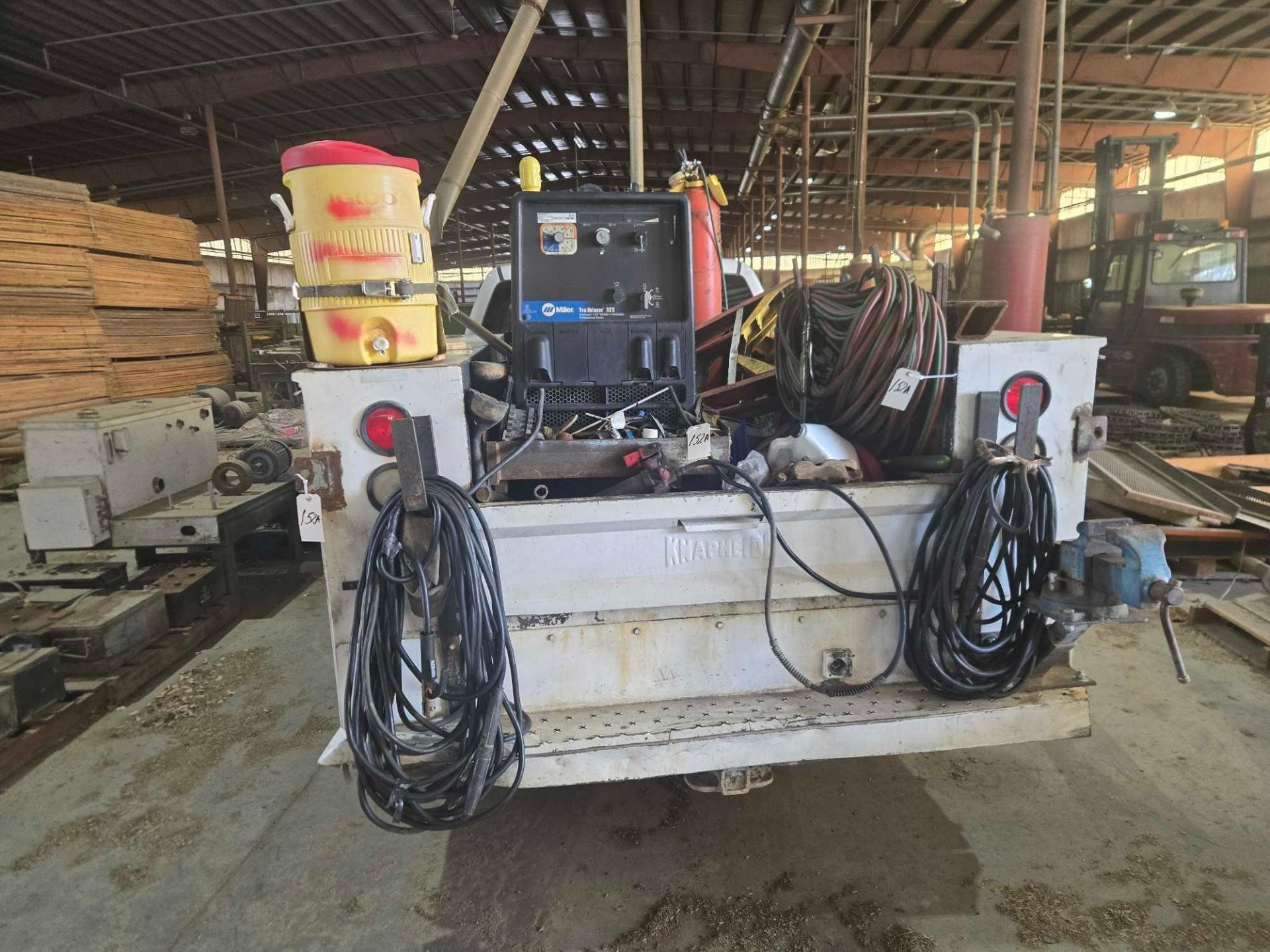 (2006) Chevy 2500 with Utility Box with Miller Welder - Image 9 of 14