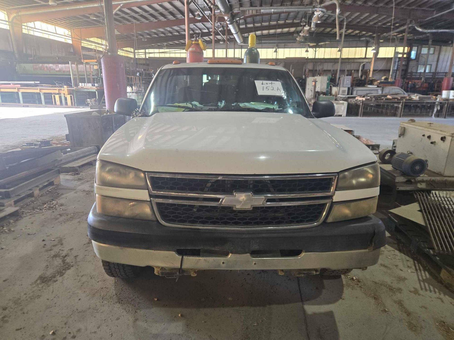 (2006) Chevy 2500 with Utility Box with Miller Welder - Image 6 of 14