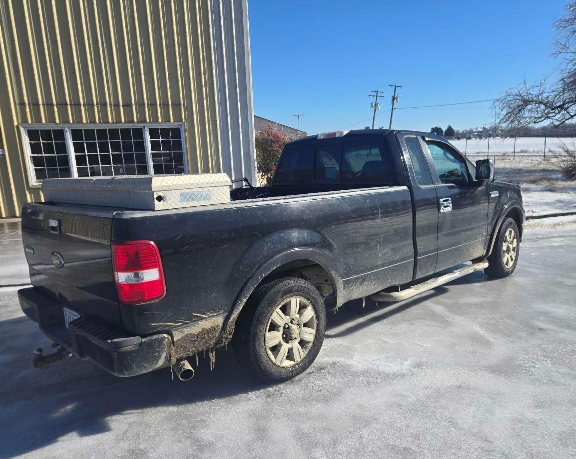 (2005 ) Ford F150 XL Pickup - Image 2 of 9