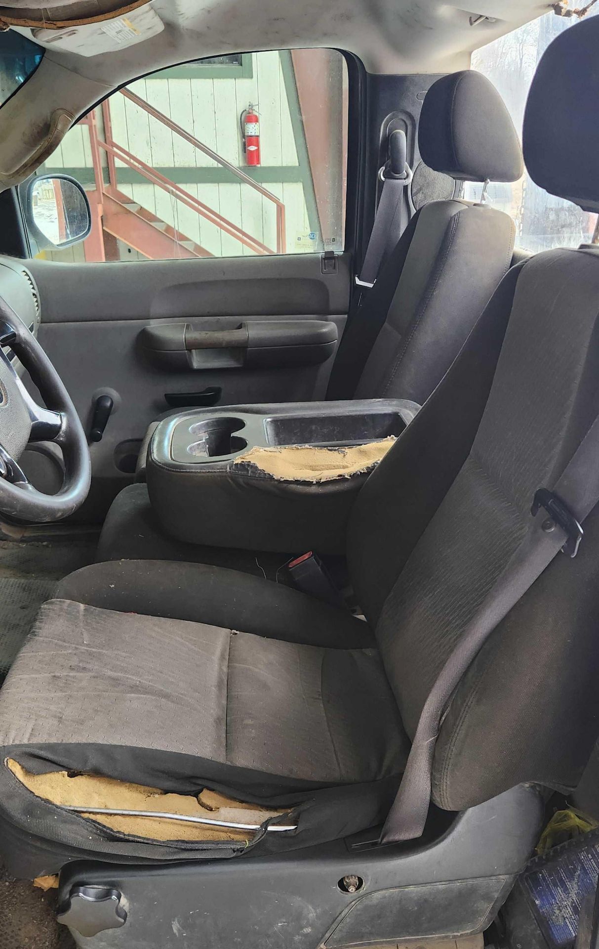 (2008) Chevrolet Silverado. - Image 11 of 12