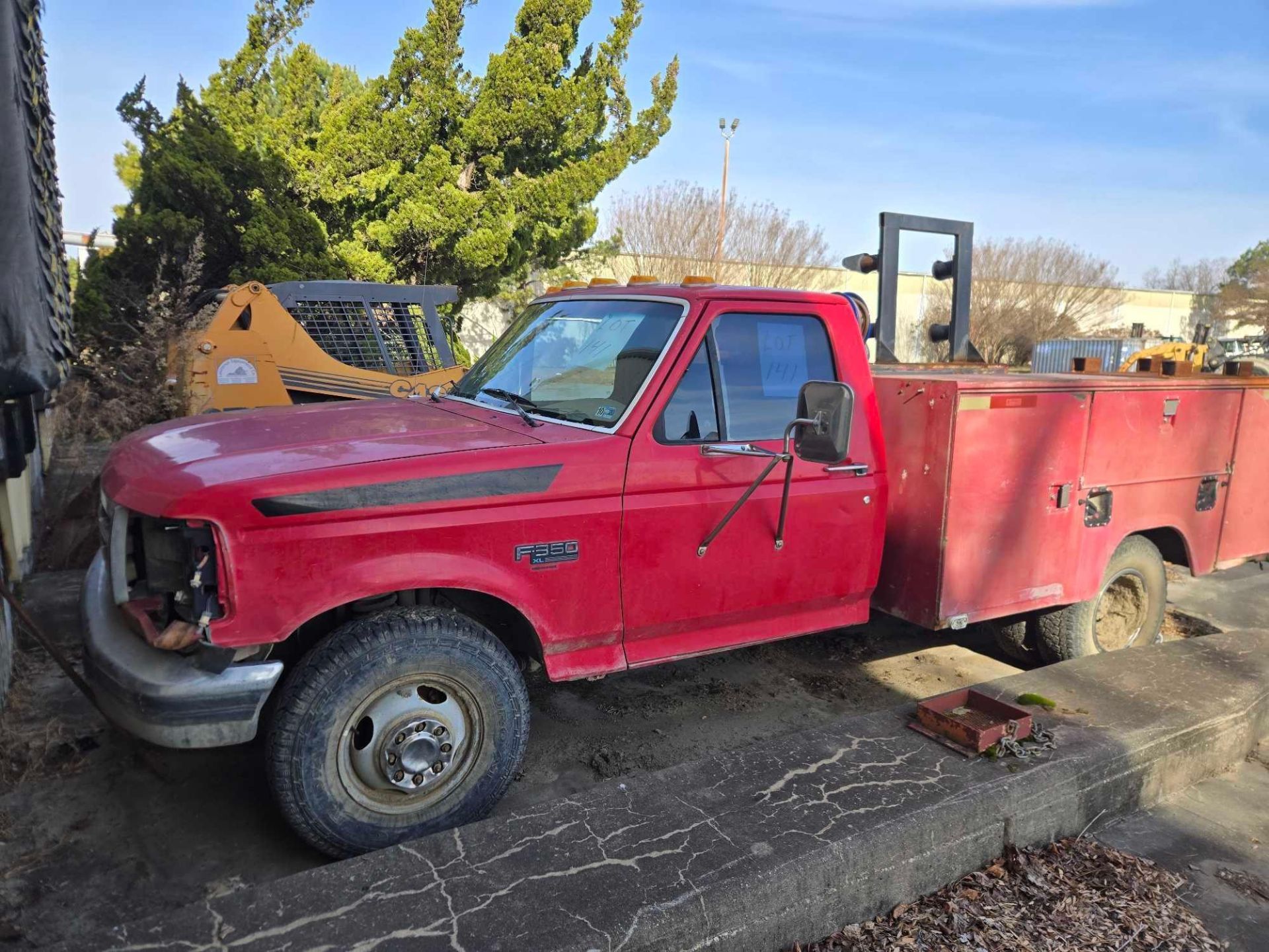 (1994) Ford F350 Pickup w/ Stahl Utility Box