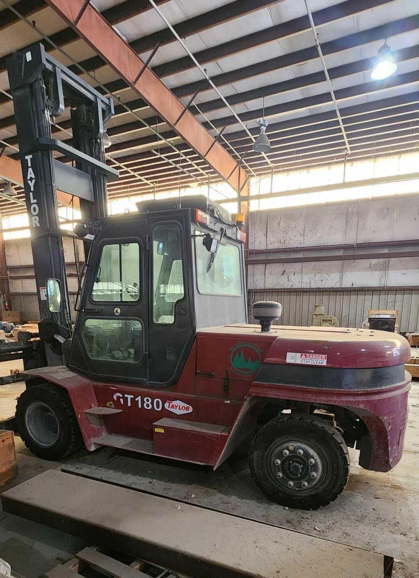 (2022) Taylor GT 180 Forklift - Image 5 of 12