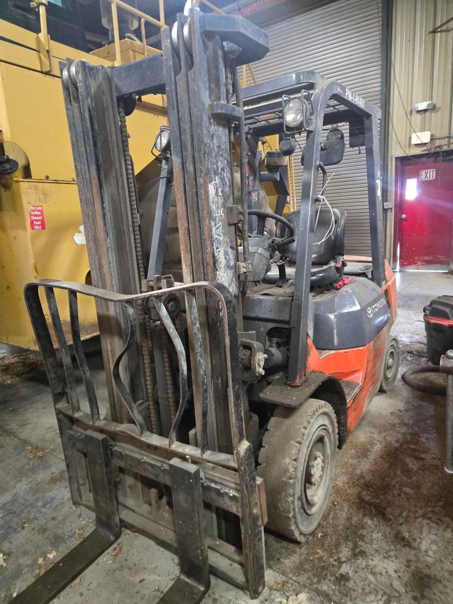 (2005) Toyota Forklift Model #7FDU25