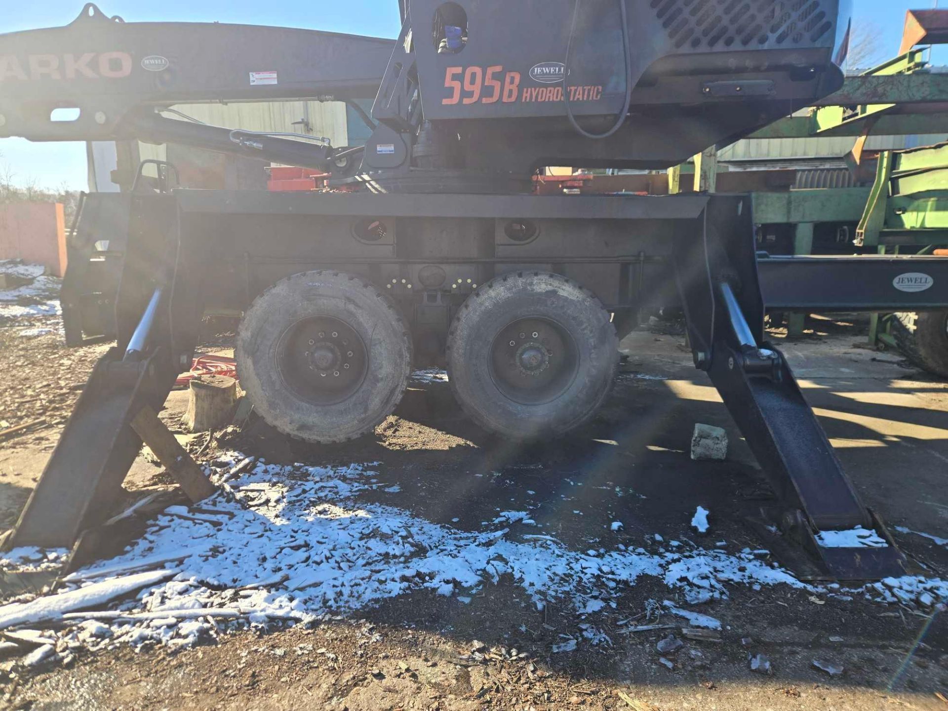 PHOTOS / FEATURED ASSETS - Image 91 of 120