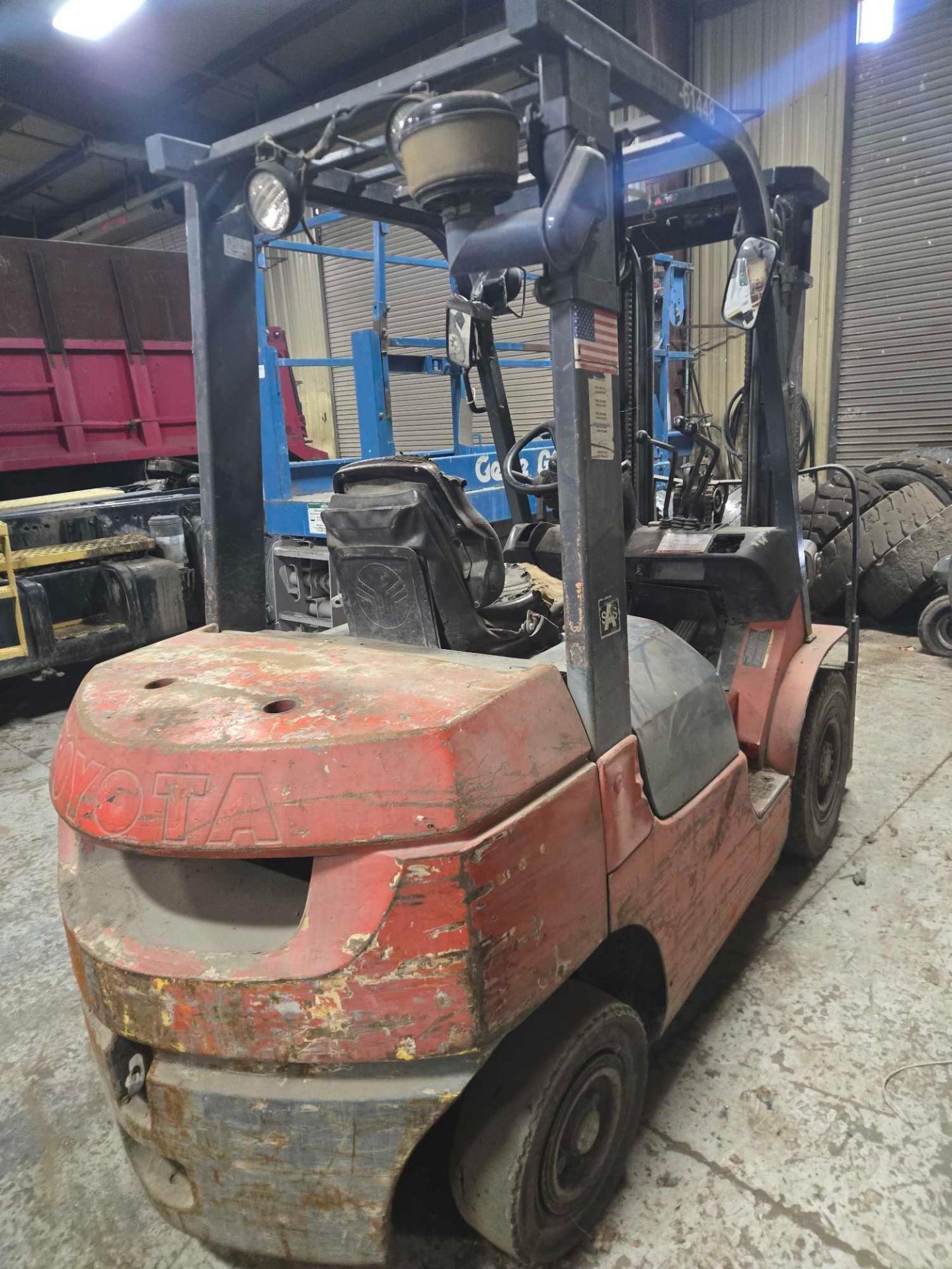 (2005) Toyota Forklift Model 7FDU25 - Image 3 of 5
