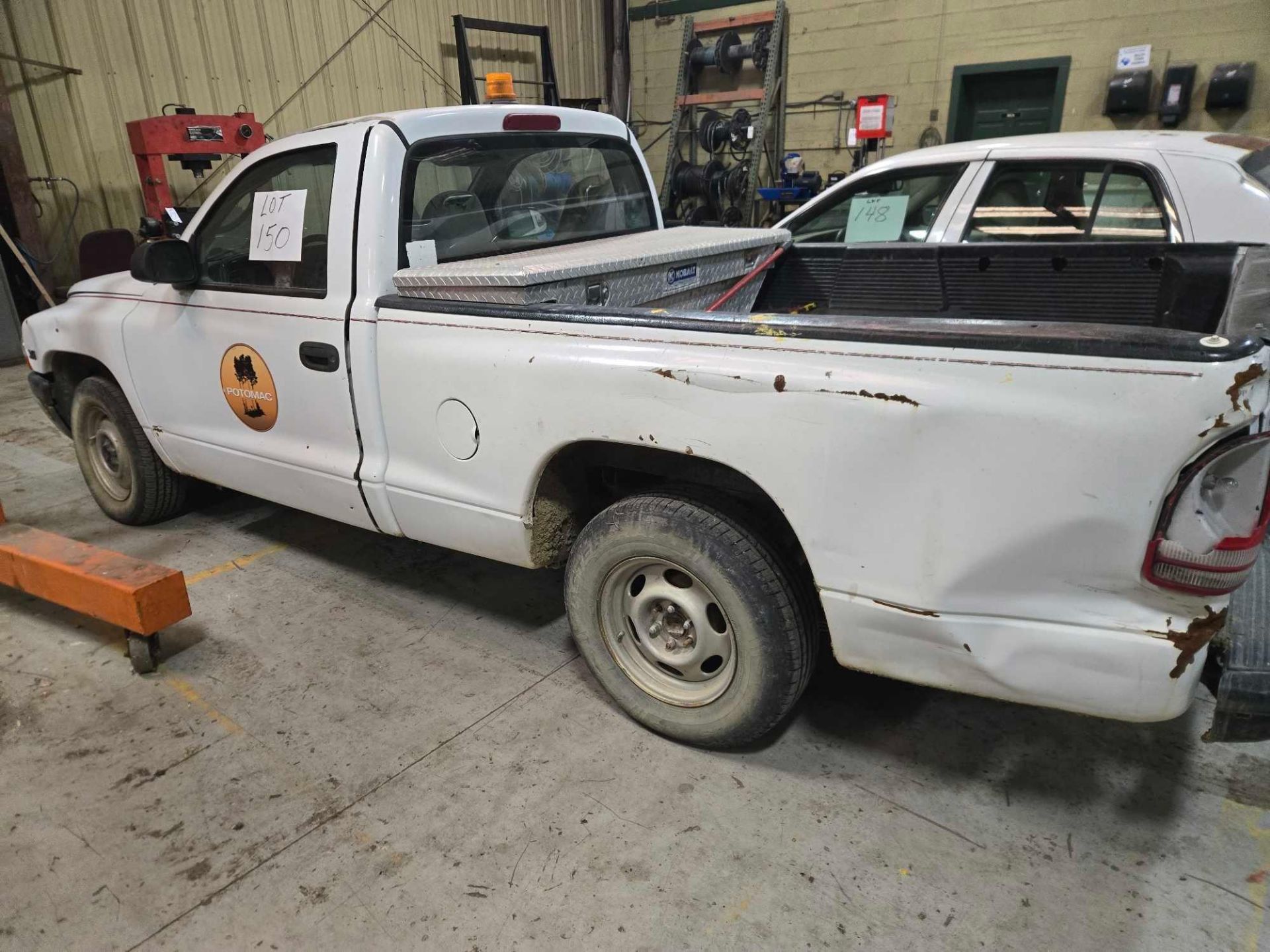 (2000) Dodge Dakota Pickup Truck