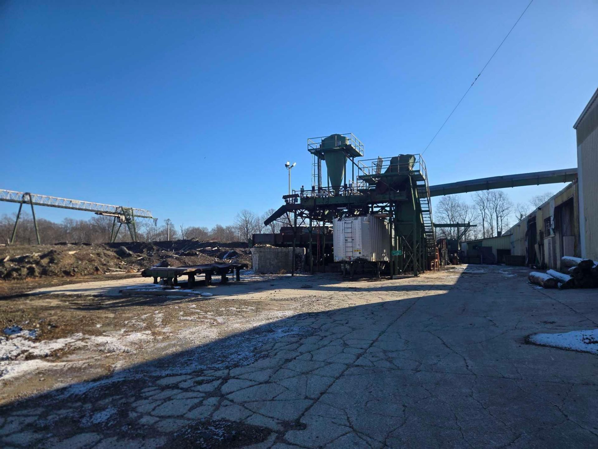 PHOTOS / FEATURED ASSETS - Image 94 of 120