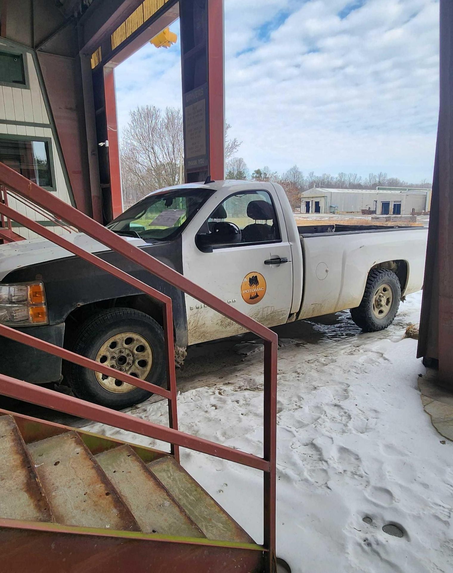 (2008) Chevrolet Silverado. - Image 8 of 12